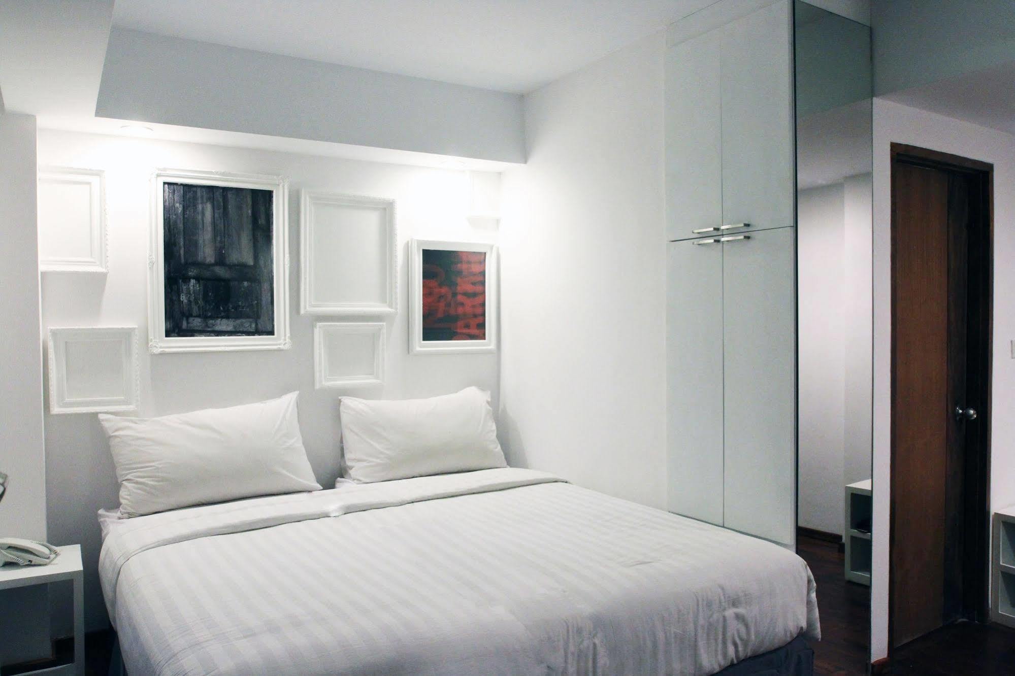 Capital O 852 The Silk At Dago Hotell Bandung Eksteriør bilde