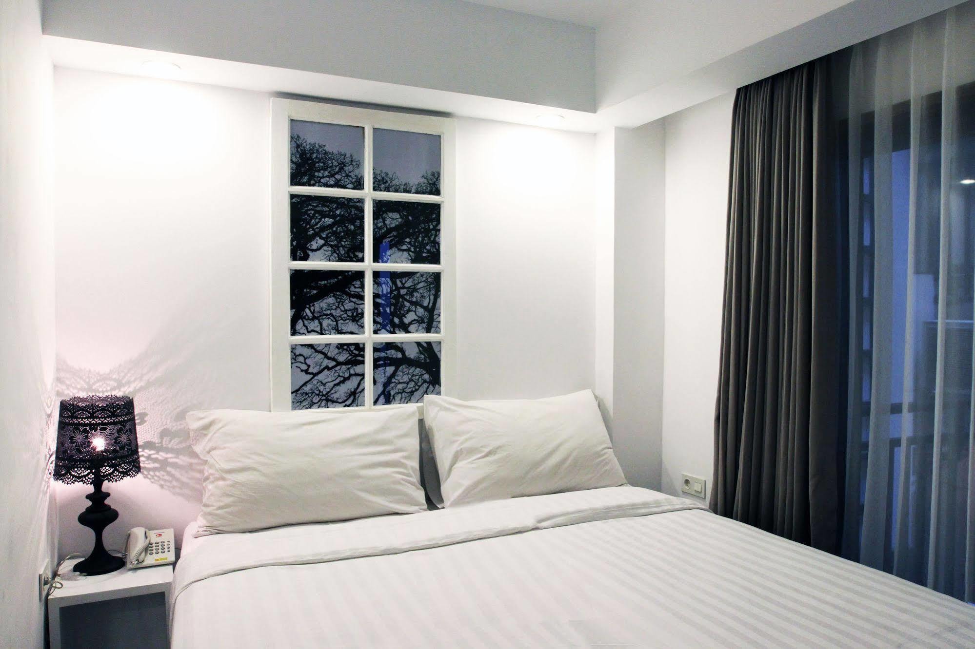 Capital O 852 The Silk At Dago Hotell Bandung Eksteriør bilde