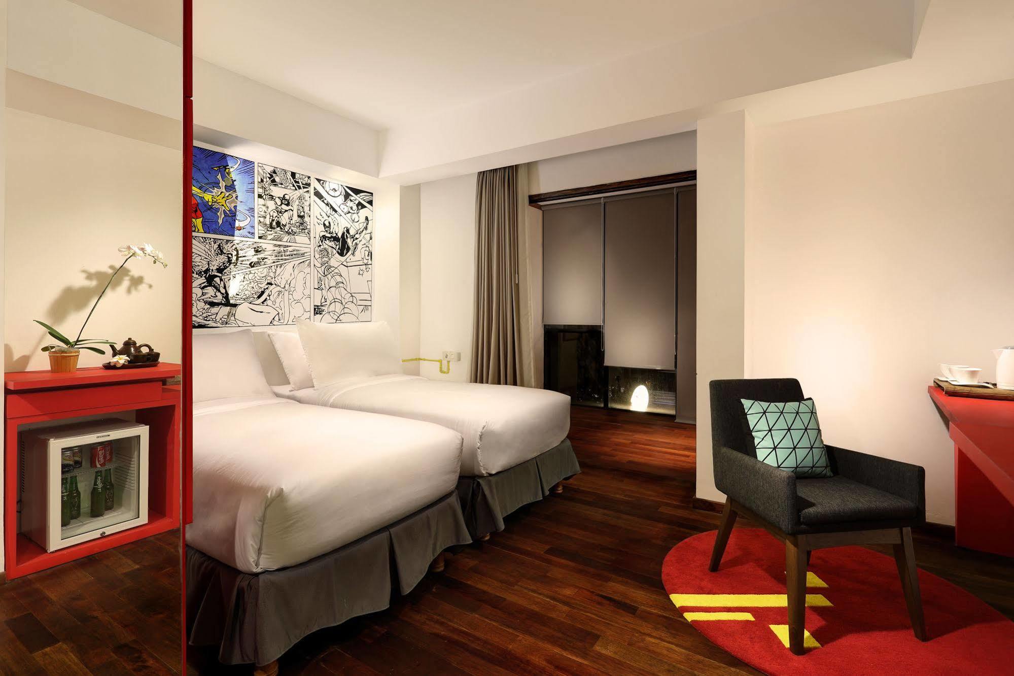 Capital O 852 The Silk At Dago Hotell Bandung Eksteriør bilde