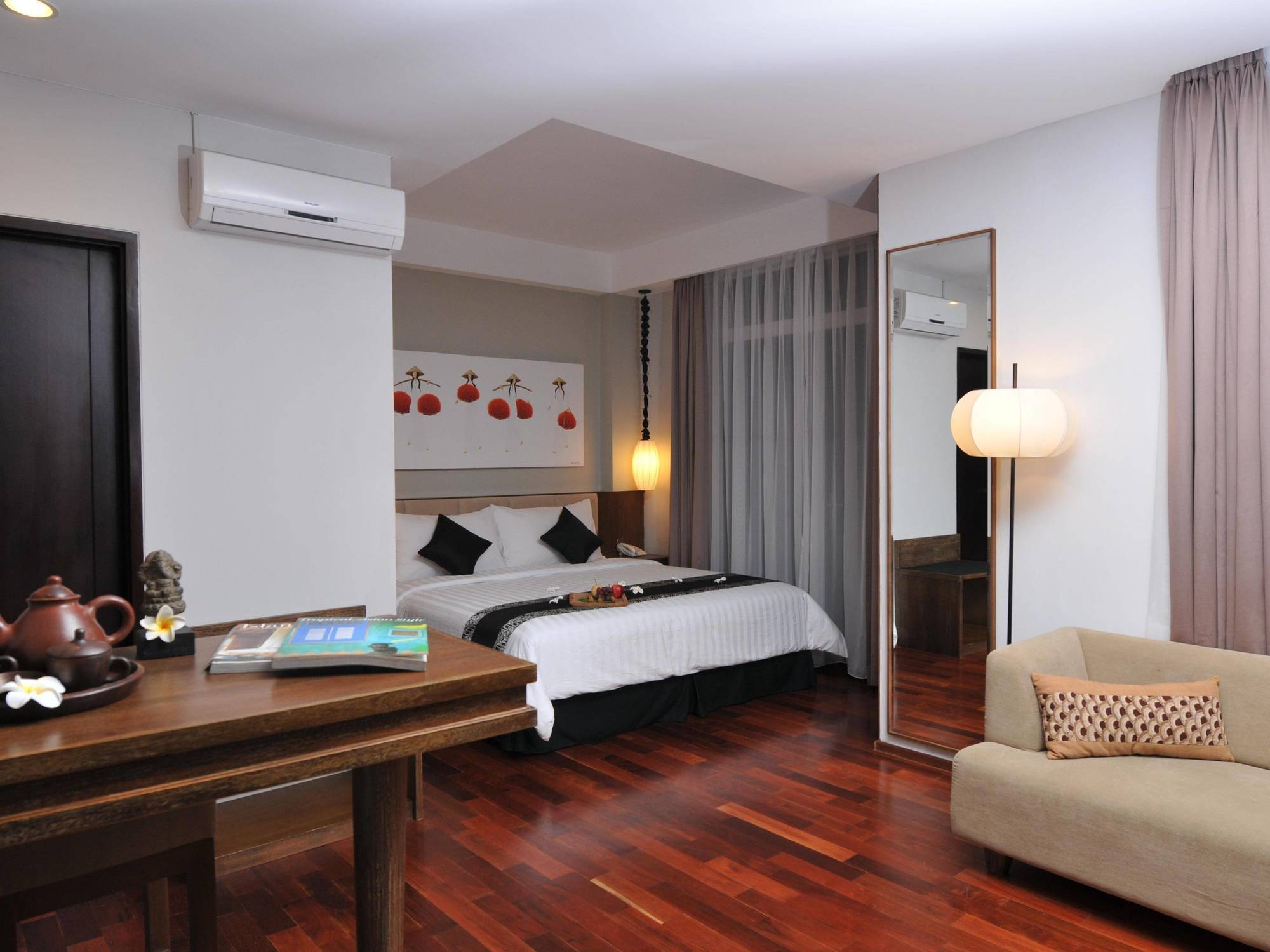 Capital O 852 The Silk At Dago Hotell Bandung Eksteriør bilde