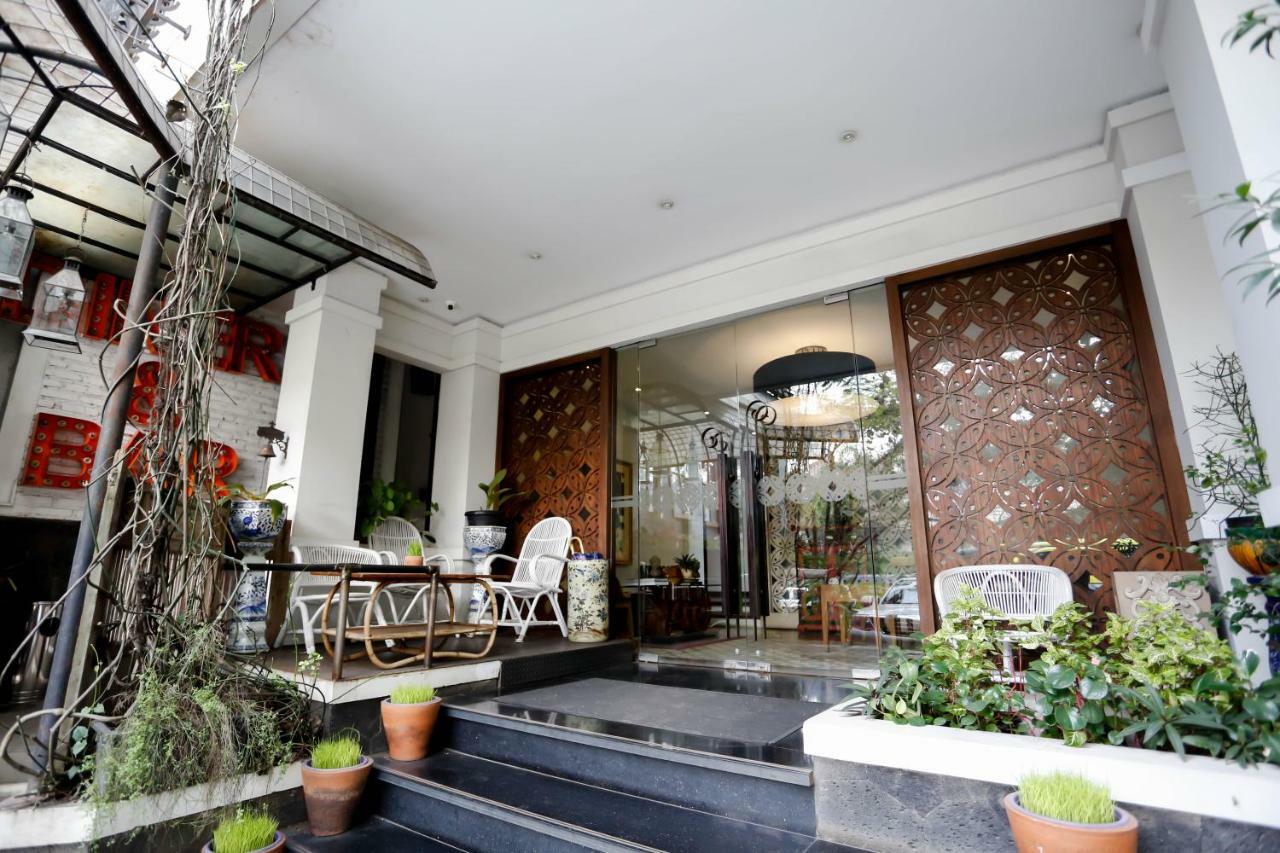 Capital O 852 The Silk At Dago Hotell Bandung Eksteriør bilde